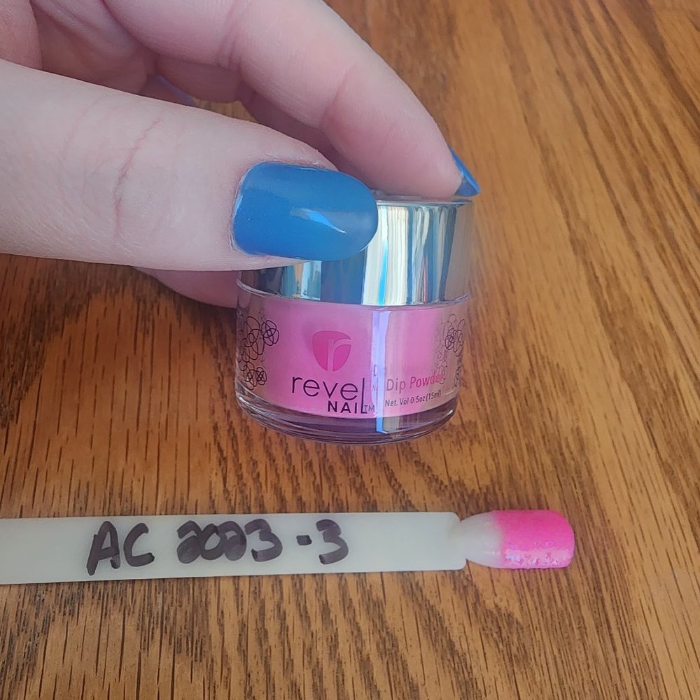 Revel 2023 Advent Calendar Dip Powder